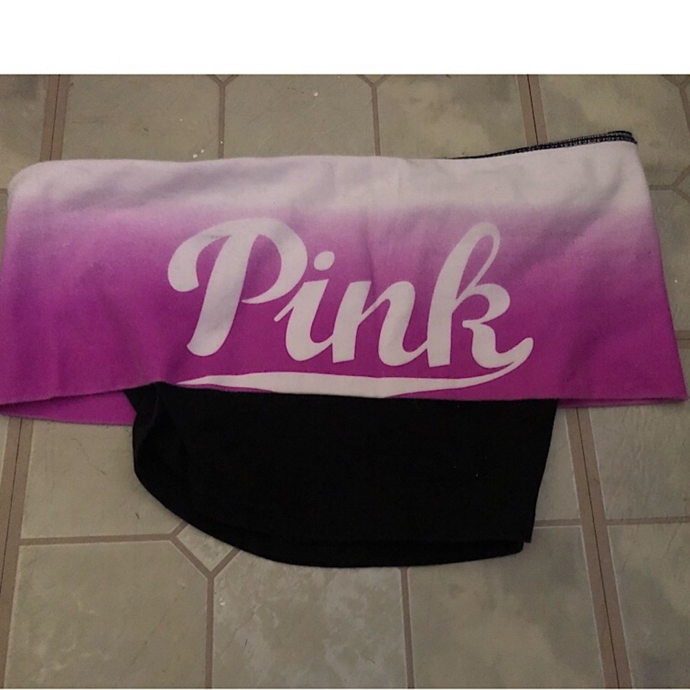 PINK yoga shorts